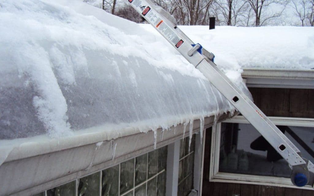 5-issues-leading-to-roof-leaks-in-winter