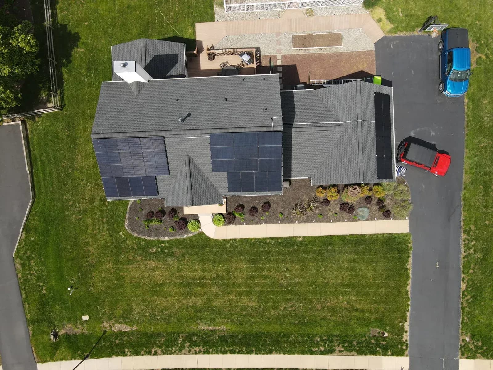 AFTER-SOLAR-MIDDLETOWN-DELAWARE-PINNACLE-EXTERIORS-4843506829-Del-Duke-2-scaled.webp